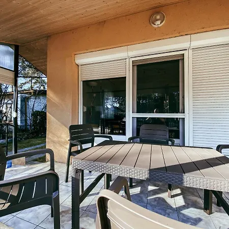Διαμέρισμα All Season Apartman *